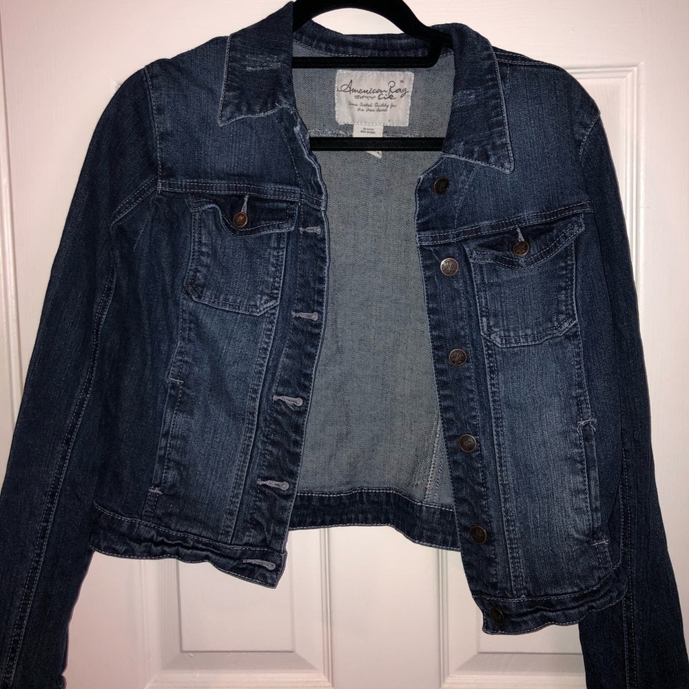 Slightly Cropped Medium Jean Jacket